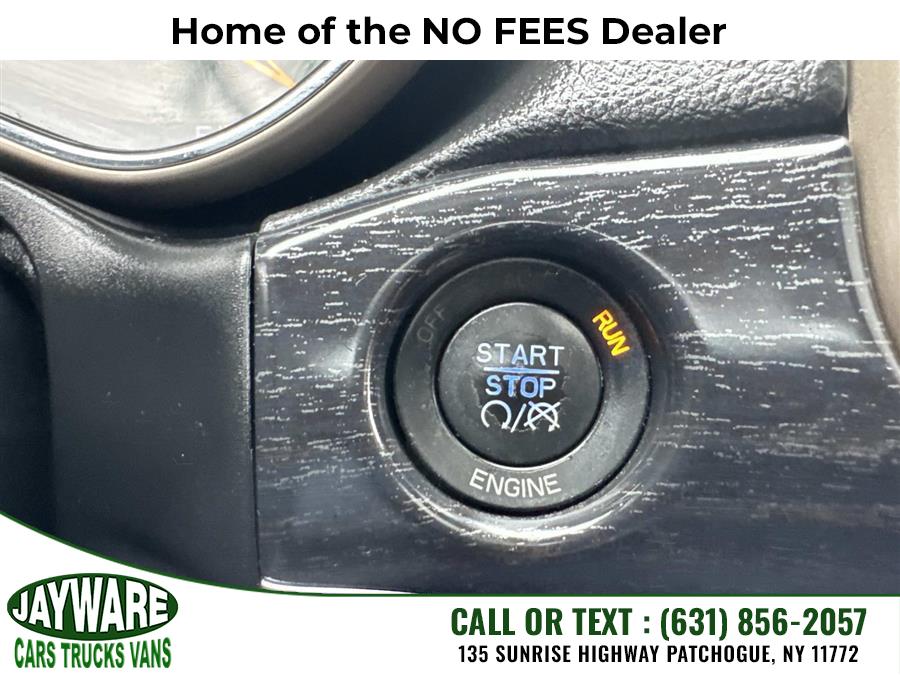 2014 Jeep Grand Cherokee 4WD 4dr Limited, available for sale in Patchogue, New York | Jayware Cars Trucks Vans. Patchogue, New York 2014 Jeep Grand Cherokee 4WD 4dr Limited, available for sale in Patchogue, New York | Jayware Cars Trucks Vans. Patchogue, New York