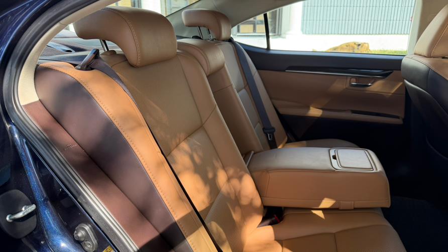 2016 Lexus ES 350 4dr Sdn, available for sale in Hialeah, Florida | The Palm Motors LLC. Hialeah, Florida 2016 Lexus ES 350 4dr Sdn, available for sale in Hialeah, Florida | The Palm Motors LLC. Hialeah, Florida