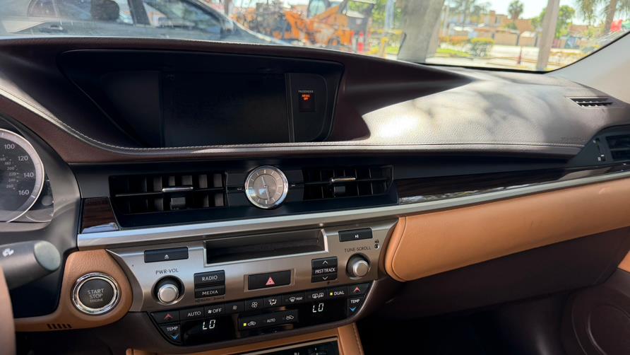 2016 Lexus ES 350 4dr Sdn, available for sale in Hialeah, Florida | The Palm Motors LLC. Hialeah, Florida 2016 Lexus ES 350 4dr Sdn, available for sale in Hialeah, Florida | The Palm Motors LLC. Hialeah, Florida