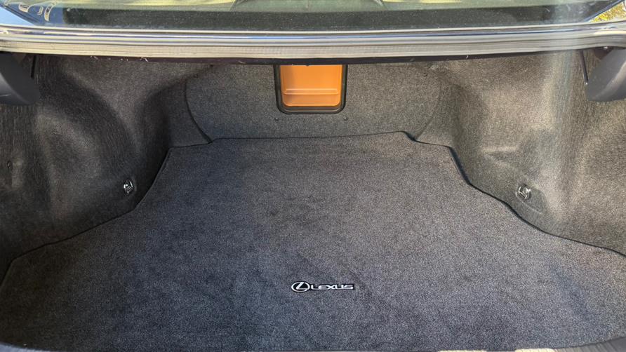 2016 Lexus ES 350 4dr Sdn, available for sale in Hialeah, Florida | The Palm Motors LLC. Hialeah, Florida 2016 Lexus ES 350 4dr Sdn, available for sale in Hialeah, Florida | The Palm Motors LLC. Hialeah, Florida