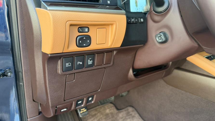 2016 Lexus ES 350 4dr Sdn, available for sale in Hialeah, Florida | The Palm Motors LLC. Hialeah, Florida 2016 Lexus ES 350 4dr Sdn, available for sale in Hialeah, Florida | The Palm Motors LLC. Hialeah, Florida