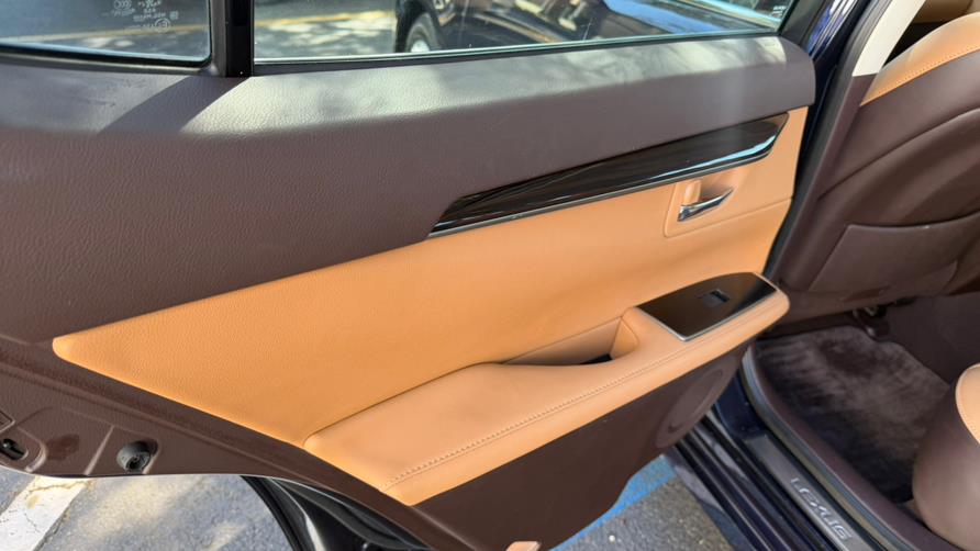 2016 Lexus ES 350 4dr Sdn, available for sale in Hialeah, Florida | The Palm Motors LLC. Hialeah, Florida 2016 Lexus ES 350 4dr Sdn, available for sale in Hialeah, Florida | The Palm Motors LLC. Hialeah, Florida