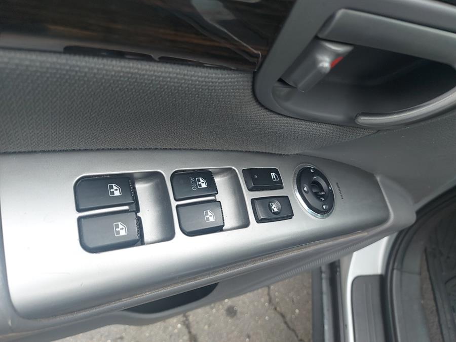 2010 Hyundai Santa Fe AWD 4dr I4 Auto GLS, available for sale in West Hartford, Connecticut | Chadrad Motors llc. West Hartford, Connecticut 2010 Hyundai Santa Fe AWD 4dr I4 Auto GLS, available for sale in West Hartford, Connecticut | Chadrad Motors llc. West Hartford, Connecticut