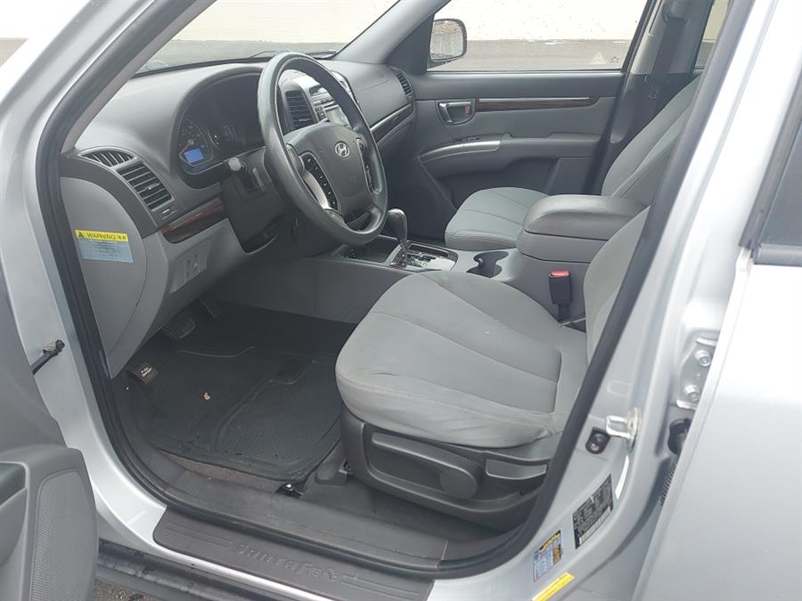 2010 Hyundai Santa Fe AWD 4dr I4 Auto GLS, available for sale in West Hartford, Connecticut | Chadrad Motors llc. West Hartford, Connecticut 2010 Hyundai Santa Fe AWD 4dr I4 Auto GLS, available for sale in West Hartford, Connecticut | Chadrad Motors llc. West Hartford, Connecticut