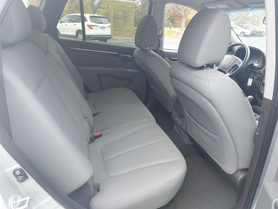 2010 Hyundai Santa Fe AWD 4dr I4 Auto GLS, available for sale in West Hartford, Connecticut | Chadrad Motors llc. West Hartford, Connecticut 2010 Hyundai Santa Fe AWD 4dr I4 Auto GLS, available for sale in West Hartford, Connecticut | Chadrad Motors llc. West Hartford, Connecticut