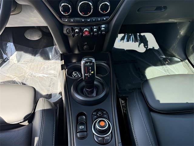 2021 Mini Cooper s Countryman Signature, available for sale in Stratford, Connecticut | Wiz Leasing Inc. Stratford, Connecticut 2021 Mini Cooper s Countryman Signature, available for sale in Stratford, Connecticut | Wiz Leasing Inc. Stratford, Connecticut