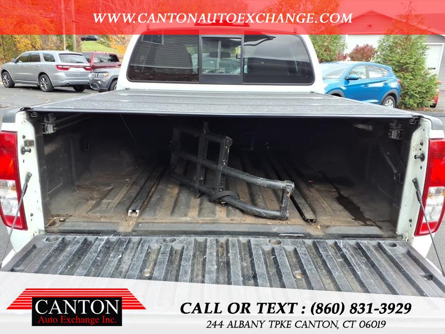 2015 Nissan Frontier 4WD Crew Cab SWB Auto SV, available for sale in Canton, Connecticut | Canton Auto Exchange. Canton, Connecticut 2015 Nissan Frontier 4WD Crew Cab SWB Auto SV, available for sale in Canton, Connecticut | Canton Auto Exchange. Canton, Connecticut