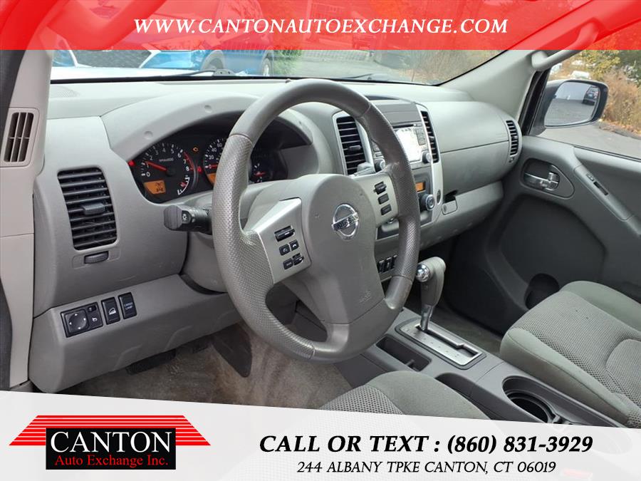 2015 Nissan Frontier 4WD Crew Cab SWB Auto SV, available for sale in Canton, Connecticut | Canton Auto Exchange. Canton, Connecticut 2015 Nissan Frontier 4WD Crew Cab SWB Auto SV, available for sale in Canton, Connecticut | Canton Auto Exchange. Canton, Connecticut