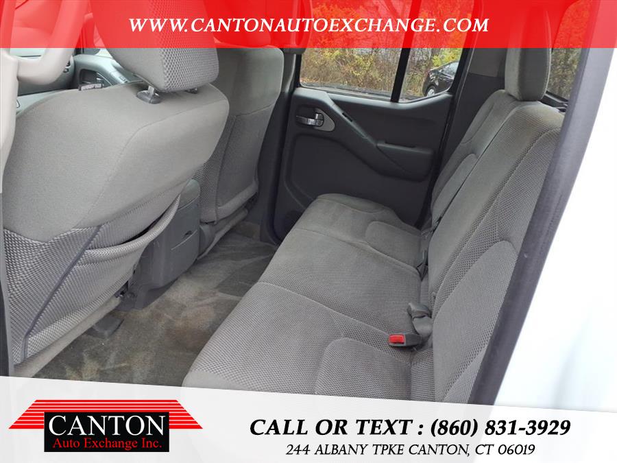 2015 Nissan Frontier 4WD Crew Cab SWB Auto SV, available for sale in Canton, Connecticut | Canton Auto Exchange. Canton, Connecticut 2015 Nissan Frontier 4WD Crew Cab SWB Auto SV, available for sale in Canton, Connecticut | Canton Auto Exchange. Canton, Connecticut