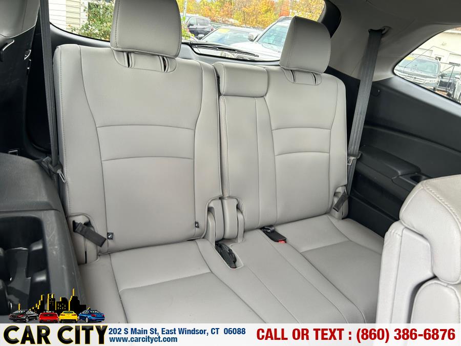 2017 Honda Pilot EX-L w/Navigation AWD, available for sale in East Windsor, Connecticut | Car City LLC. East Windsor, Connecticut 2017 Honda Pilot EX-L w/Navigation AWD, available for sale in East Windsor, Connecticut | Car City LLC. East Windsor, Connecticut