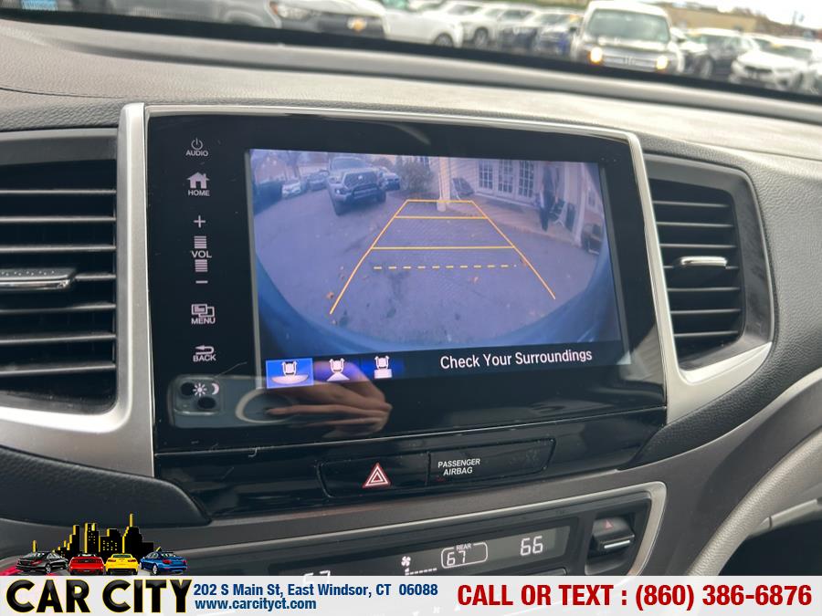 2017 Honda Pilot EX-L w/Navigation AWD, available for sale in East Windsor, Connecticut | Car City LLC. East Windsor, Connecticut 2017 Honda Pilot EX-L w/Navigation AWD, available for sale in East Windsor, Connecticut | Car City LLC. East Windsor, Connecticut