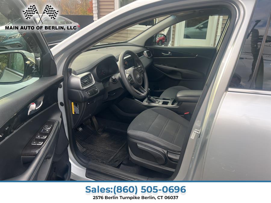 2017 Kia Sorento LX AWD, available for sale in Berlin, Connecticut | Main Auto of Berlin. Berlin, Connecticut 2017 Kia Sorento LX AWD, available for sale in Berlin, Connecticut | Main Auto of Berlin. Berlin, Connecticut