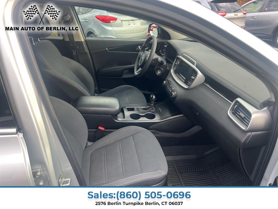 2017 Kia Sorento LX AWD, available for sale in Berlin, Connecticut | Main Auto of Berlin. Berlin, Connecticut 2017 Kia Sorento LX AWD, available for sale in Berlin, Connecticut | Main Auto of Berlin. Berlin, Connecticut