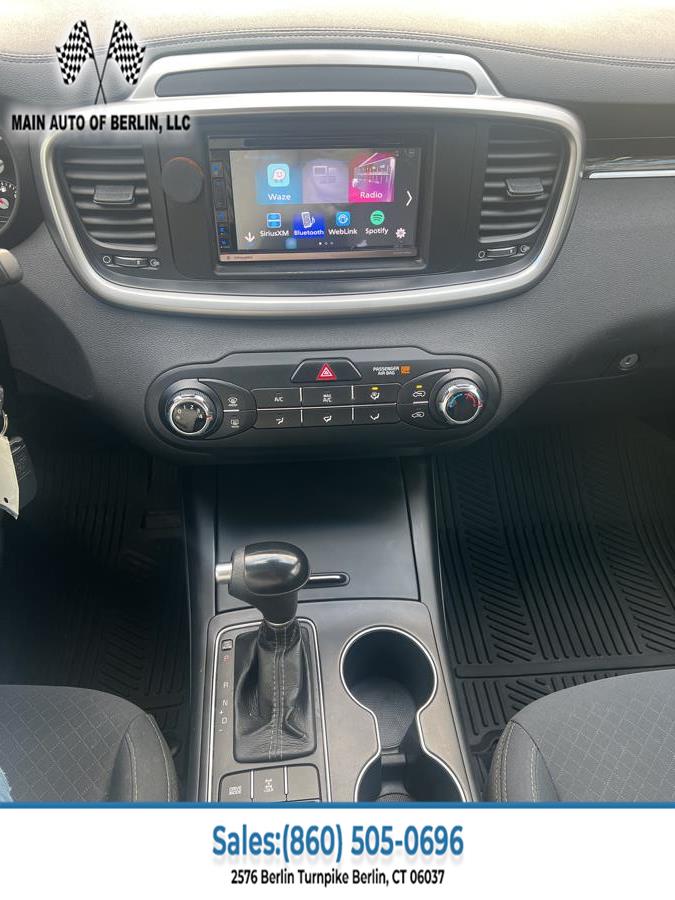 2017 Kia Sorento LX AWD, available for sale in Berlin, Connecticut | Main Auto of Berlin. Berlin, Connecticut 2017 Kia Sorento LX AWD, available for sale in Berlin, Connecticut | Main Auto of Berlin. Berlin, Connecticut