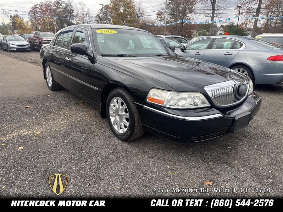 2011 Lincoln Town Car Signature, available for sale in Wolcott, Connecticut | Hitchcock Motor Car. Wolcott, Connecticut 2011 Lincoln Town Car Signature, available for sale in Wolcott, Connecticut | Hitchcock Motor Car. Wolcott, Connecticut