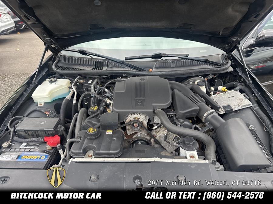 2011 Lincoln Town Car Signature, available for sale in Wolcott, Connecticut | Hitchcock Motor Car. Wolcott, Connecticut 2011 Lincoln Town Car Signature, available for sale in Wolcott, Connecticut | Hitchcock Motor Car. Wolcott, Connecticut