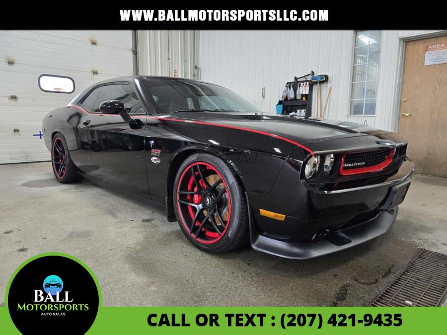 2011 Dodge Challenger SRT8's photo