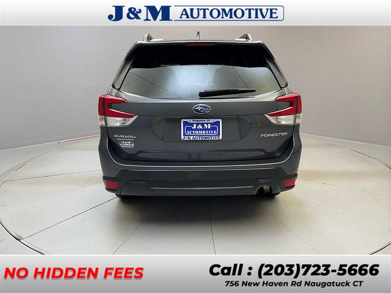 2023 Subaru Forester Premium Base photo 4