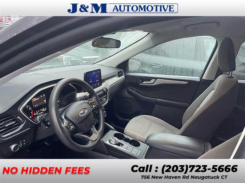 2021 Ford Escape SE, available for sale in Naugatuck, Connecticut | J&M Automotive Sls&Svc LLC. Naugatuck, Connecticut 2021 Ford Escape SE, available for sale in Naugatuck, Connecticut | J&M Automotive Sls&Svc LLC. Naugatuck, Connecticut