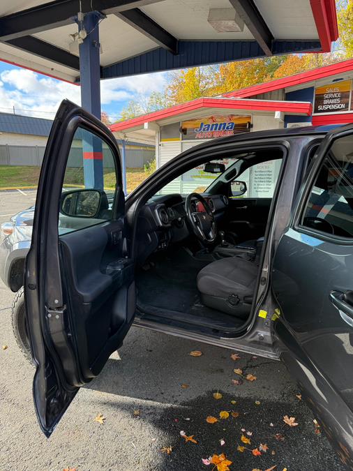 2017 Toyota Tacoma TRD Sport Double Cab 5'' Bed V6 4x4 MT (Natl), available for sale in Windsor Locks, Connecticut | JANNA MOTORS LLC. Windsor Locks, Connecticut 2017 Toyota Tacoma TRD Sport Double Cab 5'' Bed V6 4x4 MT (Natl), available for sale in Windsor Locks, Connecticut | JANNA MOTORS LLC. Windsor Locks, Connecticut