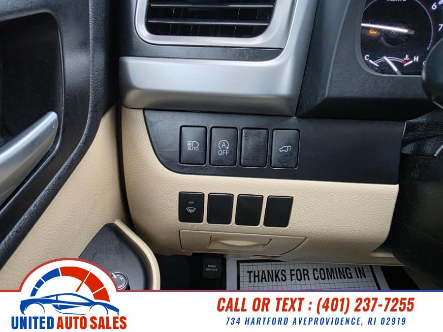 2017 Toyota Highlander XLE V6 AWD (Natl), available for sale in Providence, Rhode Island | United Auto Sales Inc. Providence, Rhode Island 2017 Toyota Highlander XLE V6 AWD (Natl), available for sale in Providence, Rhode Island | United Auto Sales Inc. Providence, Rhode Island