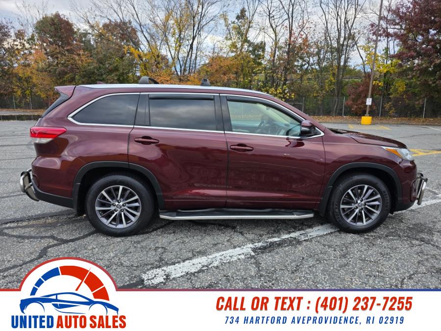 2017 Toyota Highlander XLE V6 AWD (Natl), available for sale in Providence, Rhode Island | United Auto Sales Inc. Providence, Rhode Island 2017 Toyota Highlander XLE V6 AWD (Natl), available for sale in Providence, Rhode Island | United Auto Sales Inc. Providence, Rhode Island
