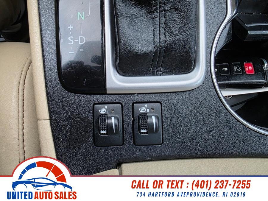 2017 Toyota Highlander XLE V6 AWD (Natl), available for sale in Providence, Rhode Island | United Auto Sales Inc. Providence, Rhode Island 2017 Toyota Highlander XLE V6 AWD (Natl), available for sale in Providence, Rhode Island | United Auto Sales Inc. Providence, Rhode Island