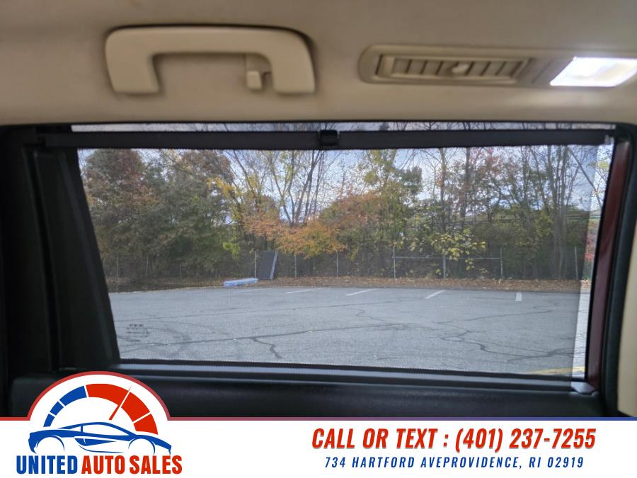 2017 Toyota Highlander XLE V6 AWD (Natl), available for sale in Providence, Rhode Island | United Auto Sales Inc. Providence, Rhode Island 2017 Toyota Highlander XLE V6 AWD (Natl), available for sale in Providence, Rhode Island | United Auto Sales Inc. Providence, Rhode Island