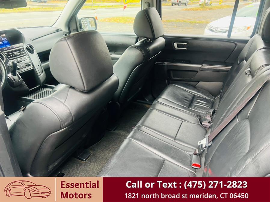 2015 Honda Pilot 4WD 4dr EX-L, available for sale in Meriden, Connecticut | Essential Motors. Meriden, Connecticut 2015 Honda Pilot 4WD 4dr EX-L, available for sale in Meriden, Connecticut | Essential Motors. Meriden, Connecticut
