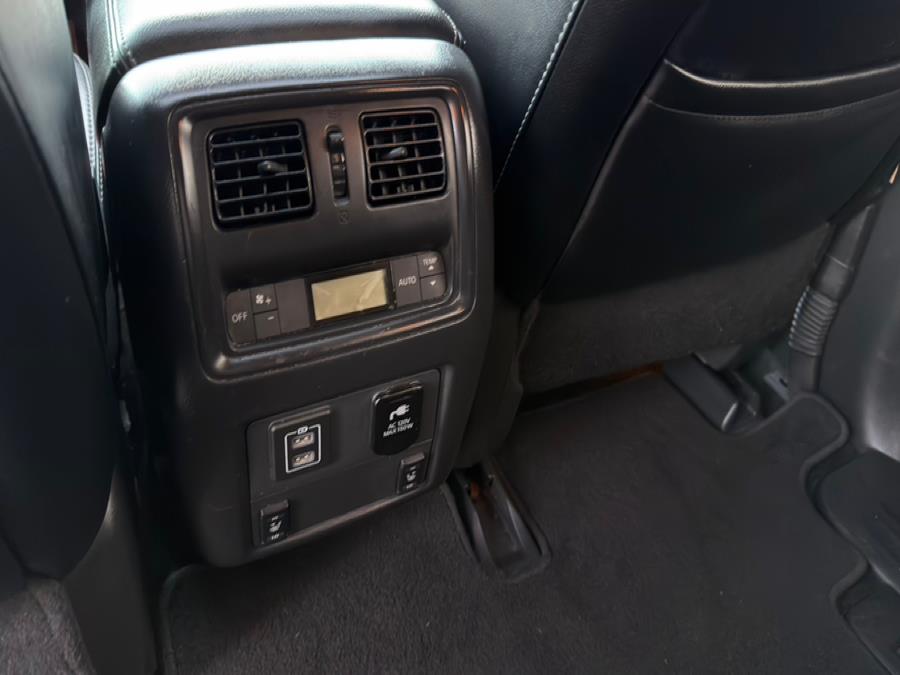 2018 Nissan Pathfinder FWD SL, available for sale in Hialeah, Florida | The Palm Motors LLC. Hialeah, Florida 2018 Nissan Pathfinder FWD SL, available for sale in Hialeah, Florida | The Palm Motors LLC. Hialeah, Florida