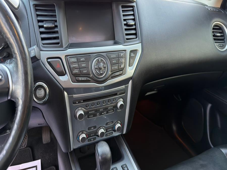 2018 Nissan Pathfinder FWD SL, available for sale in Hialeah, Florida | The Palm Motors LLC. Hialeah, Florida 2018 Nissan Pathfinder FWD SL, available for sale in Hialeah, Florida | The Palm Motors LLC. Hialeah, Florida