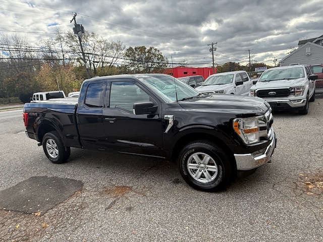 2021 Ford F-150 XLT's photo