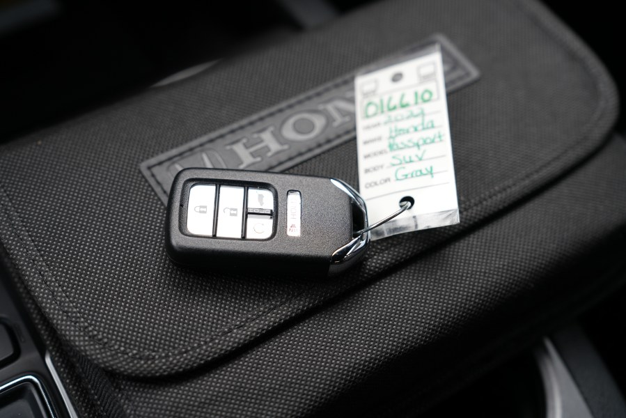 2022 Honda Passport EX-L AWD, available for sale in Waterbury, Connecticut | Highline Car Connection. Waterbury, Connecticut 2022 Honda Passport EX-L AWD, available for sale in Waterbury, Connecticut | Highline Car Connection. Waterbury, Connecticut