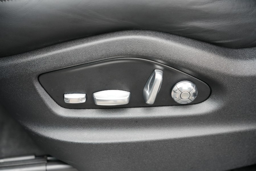 2020 Porsche Cayenne S Coupe AWD, available for sale in Waterbury, Connecticut | Highline Car Connection. Waterbury, Connecticut 2020 Porsche Cayenne S Coupe AWD, available for sale in Waterbury, Connecticut | Highline Car Connection. Waterbury, Connecticut