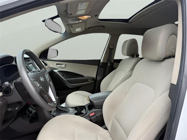 2016 Hyundai Santa Fe Sport 2.4 Base, available for sale in Stratford, Connecticut | Wiz Leasing Inc. Stratford, Connecticut 2016 Hyundai Santa Fe Sport 2.4 Base, available for sale in Stratford, Connecticut | Wiz Leasing Inc. Stratford, Connecticut