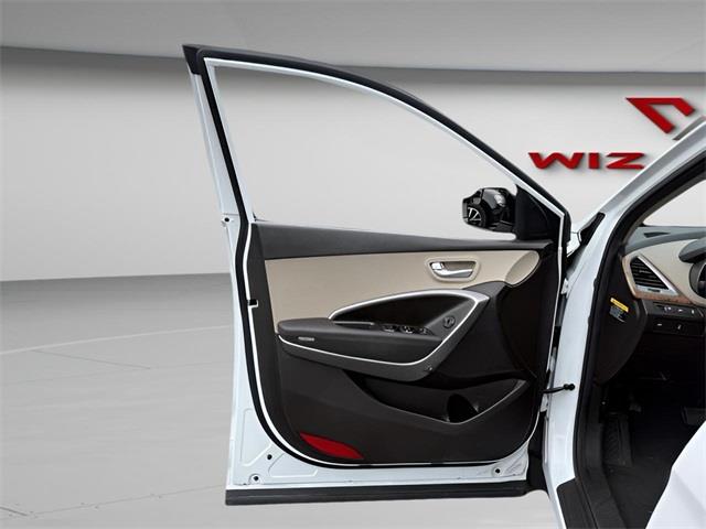 2016 Hyundai Santa Fe Sport 2.4 Base, available for sale in Stratford, Connecticut | Wiz Leasing Inc. Stratford, Connecticut 2016 Hyundai Santa Fe Sport 2.4 Base, available for sale in Stratford, Connecticut | Wiz Leasing Inc. Stratford, Connecticut