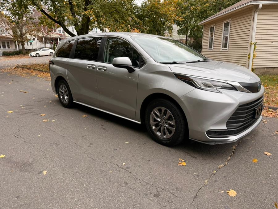 2022 Toyota Sienna LE AWD 8-Passenger (Natl), available for sale in Shelton, Connecticut | Center Motorsports LLC. Shelton, Connecticut 2022 Toyota Sienna LE AWD 8-Passenger (Natl), available for sale in Shelton, Connecticut | Center Motorsports LLC. Shelton, Connecticut
