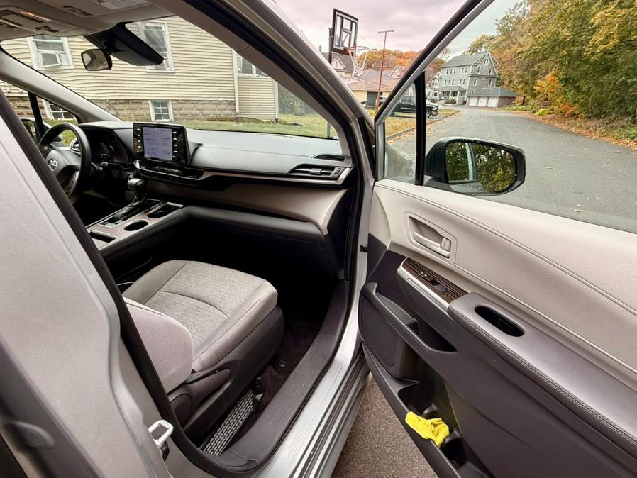 2022 Toyota Sienna LE AWD 8-Passenger (Natl), available for sale in Shelton, Connecticut | Center Motorsports LLC. Shelton, Connecticut 2022 Toyota Sienna LE AWD 8-Passenger (Natl), available for sale in Shelton, Connecticut | Center Motorsports LLC. Shelton, Connecticut