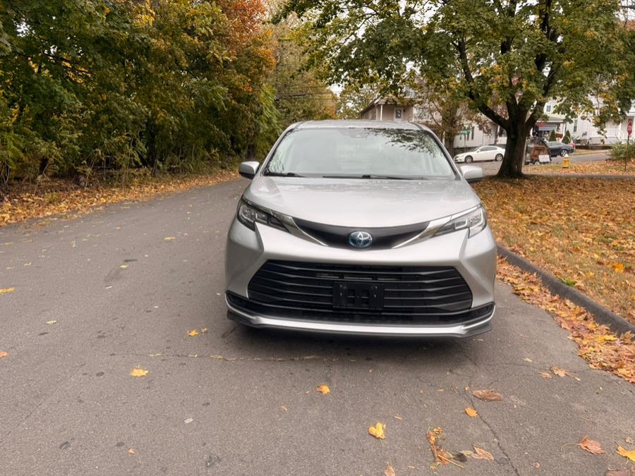 2022 Toyota Sienna LE AWD 8-Passenger (Natl), available for sale in Shelton, Connecticut | Center Motorsports LLC. Shelton, Connecticut 2022 Toyota Sienna LE AWD 8-Passenger (Natl), available for sale in Shelton, Connecticut | Center Motorsports LLC. Shelton, Connecticut