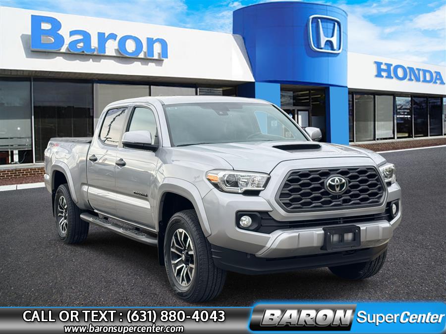 Used 2020 Toyota Tacoma 4wd in Patchogue, New York | Baron Supercenter. Patchogue, New York