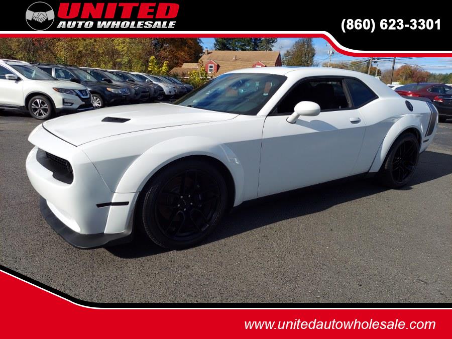 Used 2016 Dodge Challenger in East Windsor, Connecticut | United Auto Sales of E Windsor, Inc. East Windsor, Connecticut