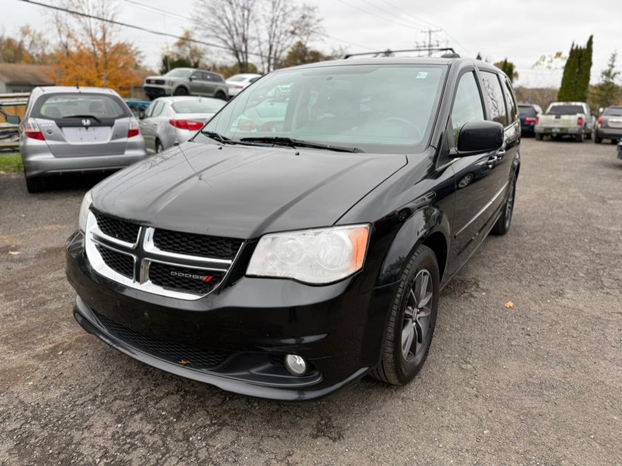 Used 2017 Dodge Grand Caravan in East Windsor, Connecticut | STS Automotive. East Windsor, Connecticut