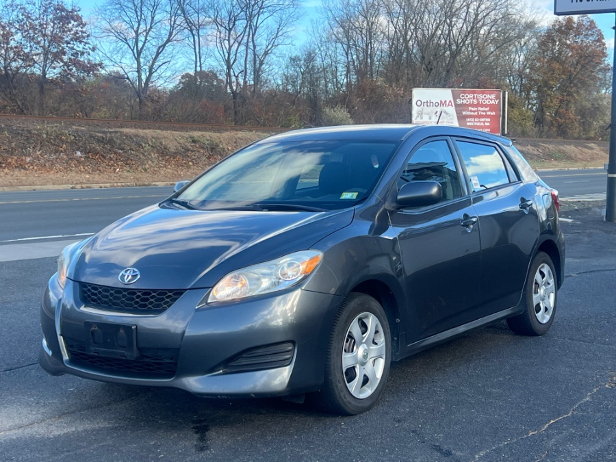 Used 2010 Toyota Matrix in Westfield, Massachusetts | Auto Wings Cop. Westfield, Massachusetts