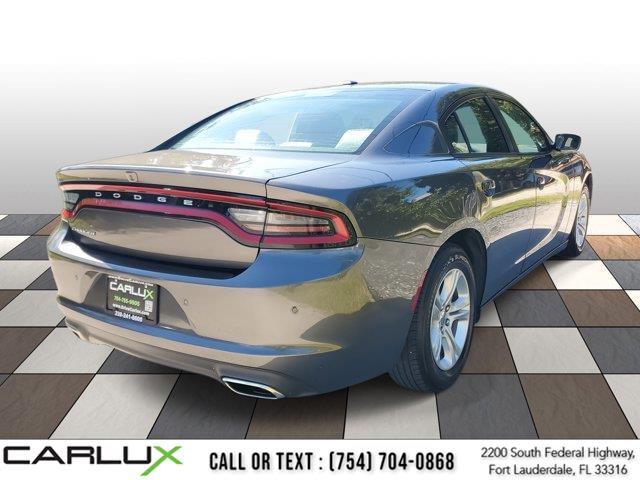 2022 Dodge Charger SXT photo 4