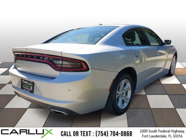 2022 Dodge Charger SXT photo 4