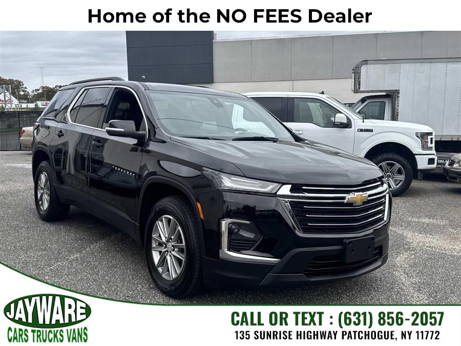 2023 Chevrolet Traverse Leather photo 2