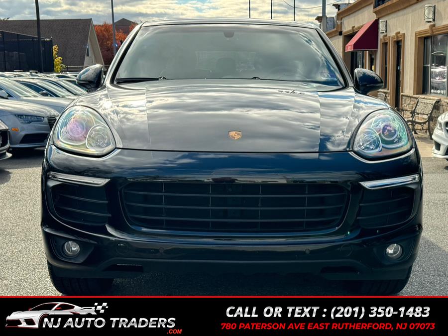 2016 Porsche Cayenne photo 3