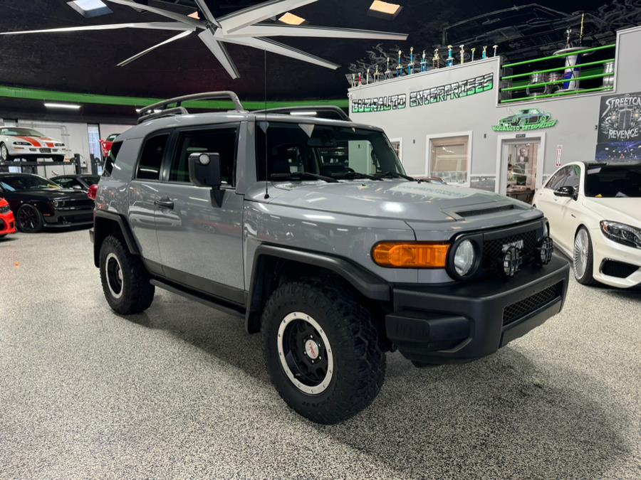 Used 2013 Toyota FJ Cruiser in Oxford, Connecticut | Buonauto Enterprises. Oxford, Connecticut