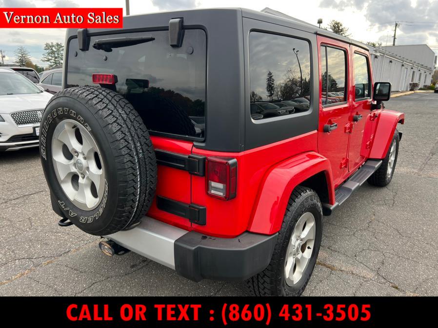 2015 Jeep Wrangler Unlimited Sahara photo 4