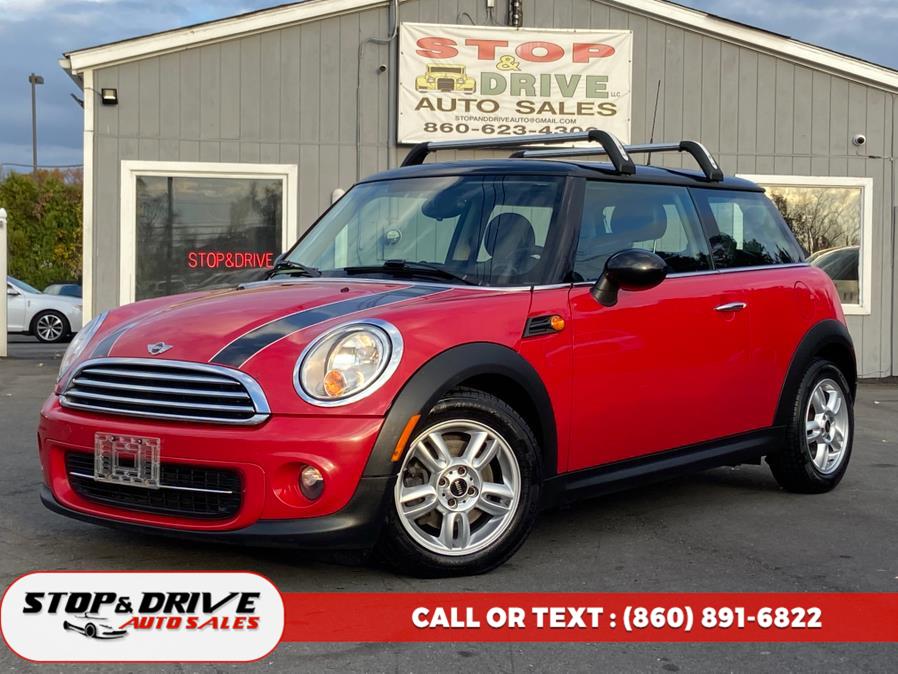 Used MINI Cooper Hardtop 2dr Cpe 2013 | Stop & Drive Auto Sales. East Windsor, Connecticut